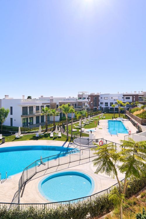 Apartamento Planta Baja en Atalaya Golf, Estepona Este