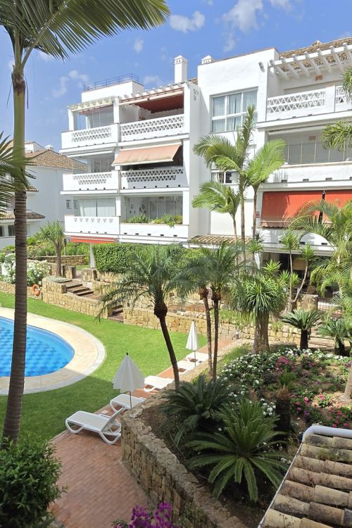 Beachside Apartment in Las Cañas Beach, Marbella Golden Mile