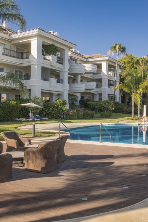 Appartement begane grond te koop in Altos Reales, Marbella Golden Mile