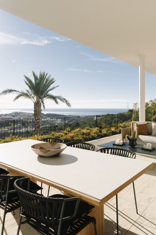 Albercas 5 - Frontline golf apartment with panoramic sea views offers a Five-star resort lifestyle in Casares.