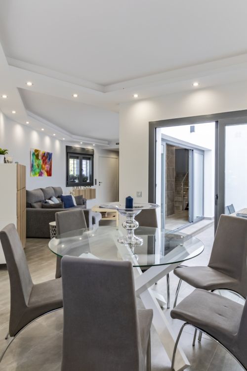 Charming Villa for Sale in San Pedro de Alcántara, Marbella!