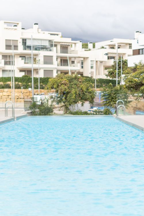 Moderno apartamento de 3 dormitorios con amplia terraza!