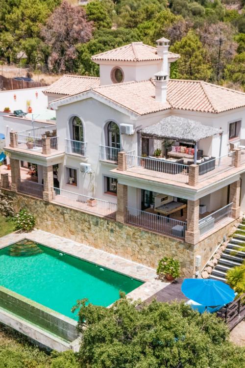 Contemporary Andalusian Style 3 Bedroom Villa