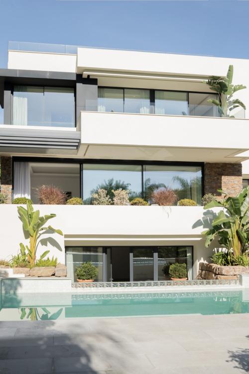 Belfry 1 - Luxurious villa in East Estepona