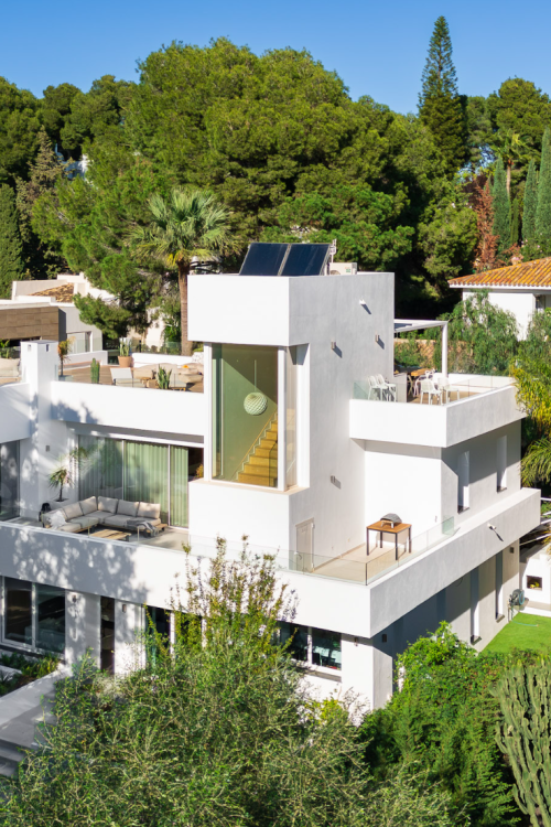 Exquisite Modern Villa in Nueva Andalucia