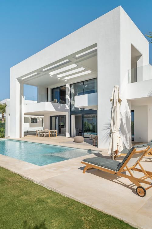 Stunning Villa in El Paraiso, Estepona