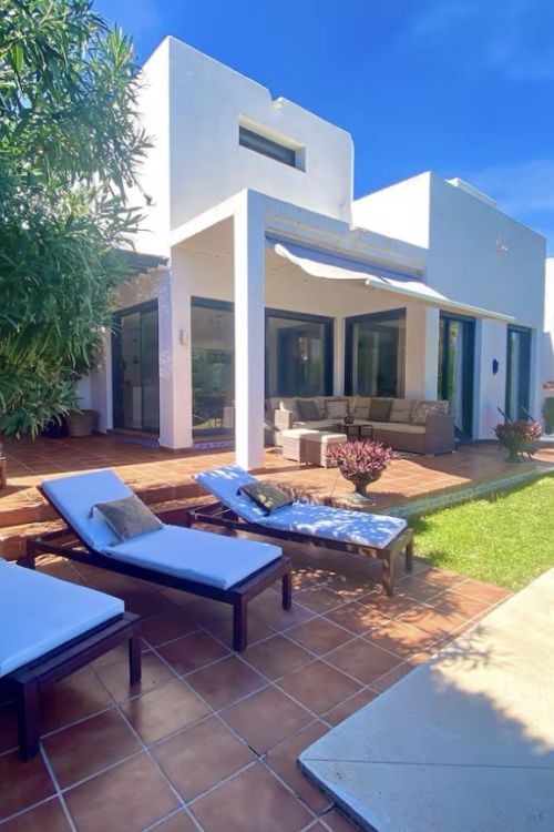 Villa de lujo cerca de Marbella: Elegancia y confort en la Costa del Sol