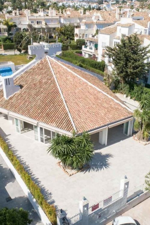 Business te koop in El Pilar, Estepona Oost