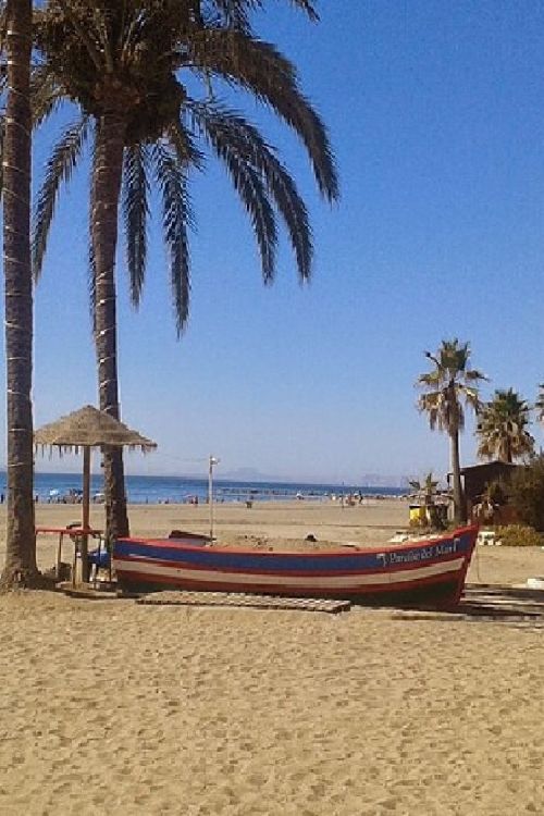 Hotel te koop in Estepona