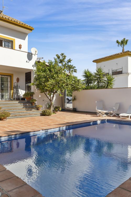 Charming Andalusian Townhouse in Tiro de Pichón, San Pedro de Alcántara