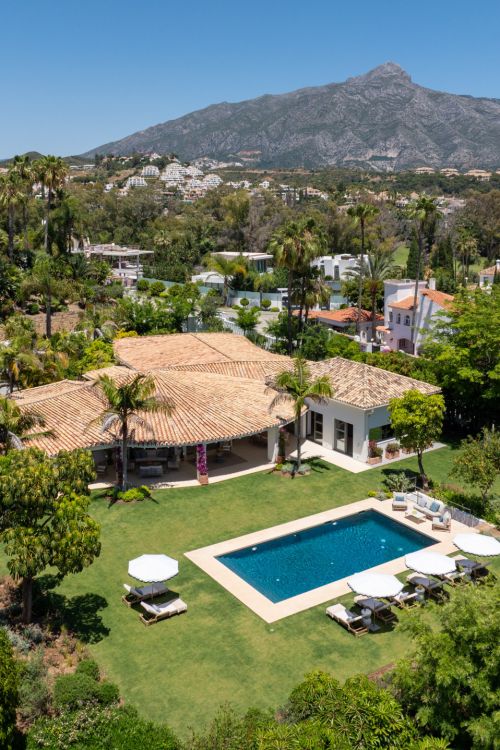 Villa Palm Springs – Timeless Luxury and Botanical Beauty in La Cerquilla