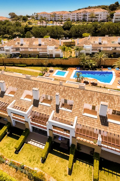 Elegant north east facing, three bedroom townhouse located in La Cala Golf, Mijas