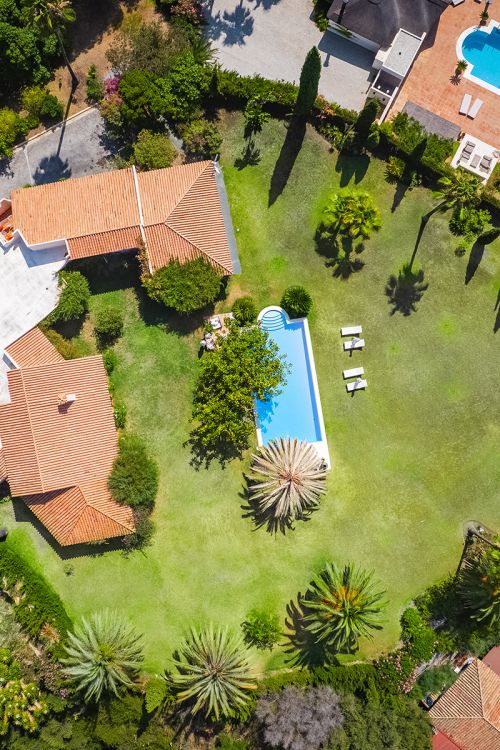 Elegante Andalusische villa met uitzicht op zee en uitbreidingsmogelijkheden in Fuente del Espanto