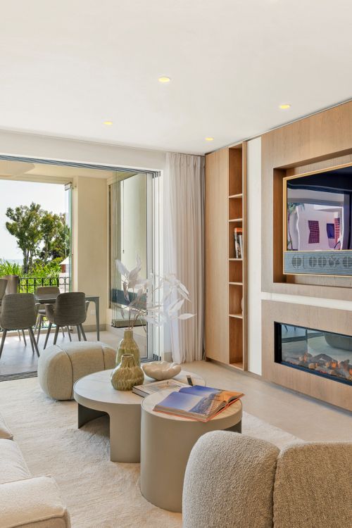 Full Renovated Beachside Apartment with sea views in Bahia del Velerin, Estepona