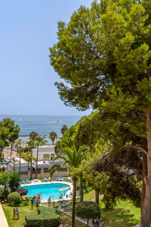 Duplex Penthouse te koop in Andalucia del Mar, Marbella - Puerto Banus