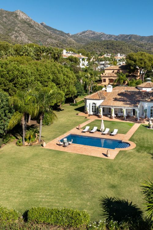 Villa te koop in Altos Reales, Marbella Golden Mile