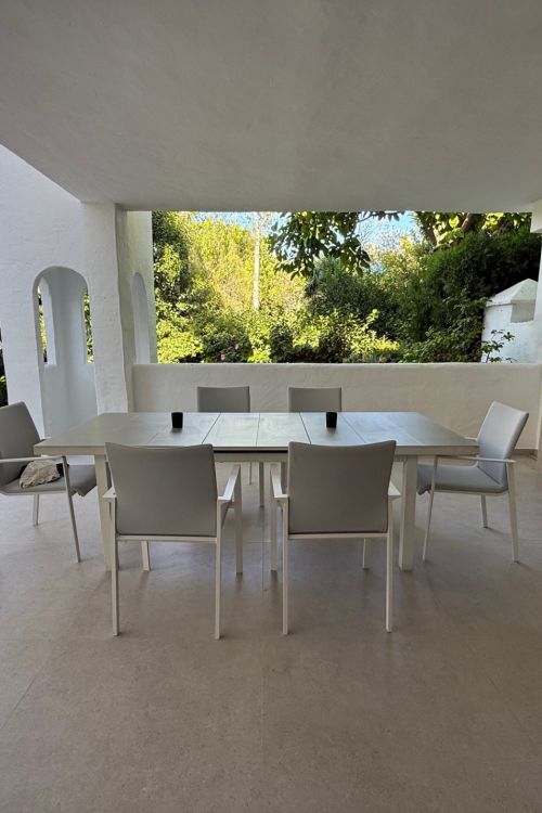 Appartement begane grond te koop in Alhambra del Golf, Estepona Oost
