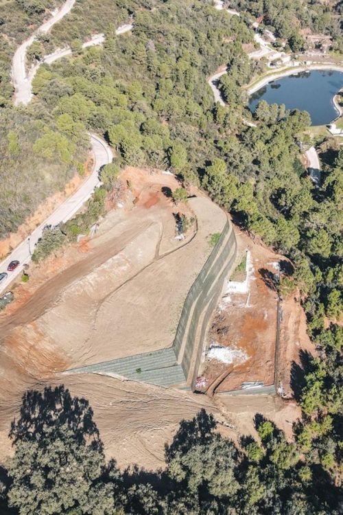 Plot for sale in Benahavis