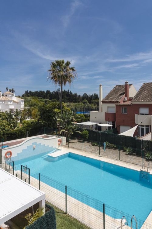 Geschakeld huis te koop in Estepona