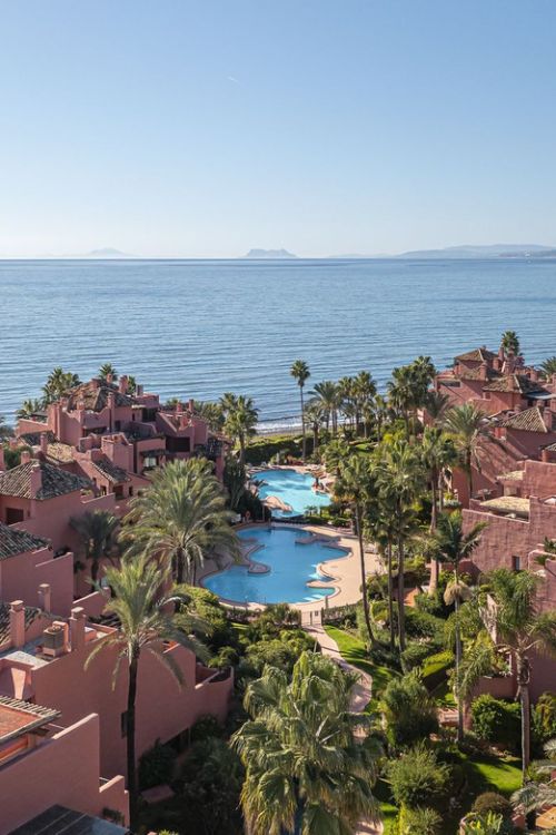 Appartement begane grond te koop in Estepona