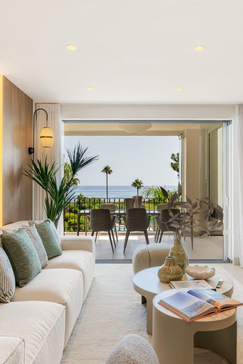 Completely renovated apartment in Bahia del Valerin.