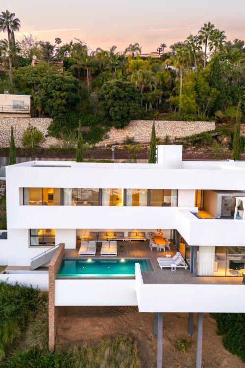 Villa te koop in Altos de La Quinta, Benahavis