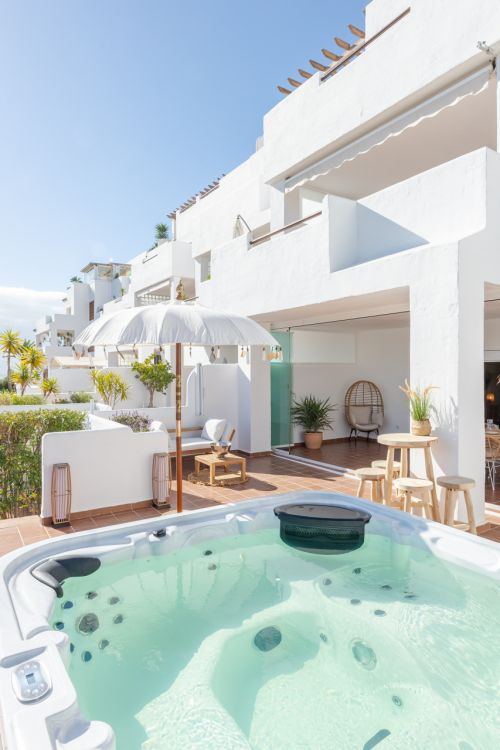Appartement begane grond te koop in Estepona