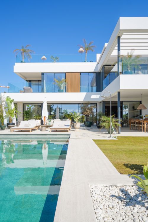 Villa for sale in Marbesa, Marbella East