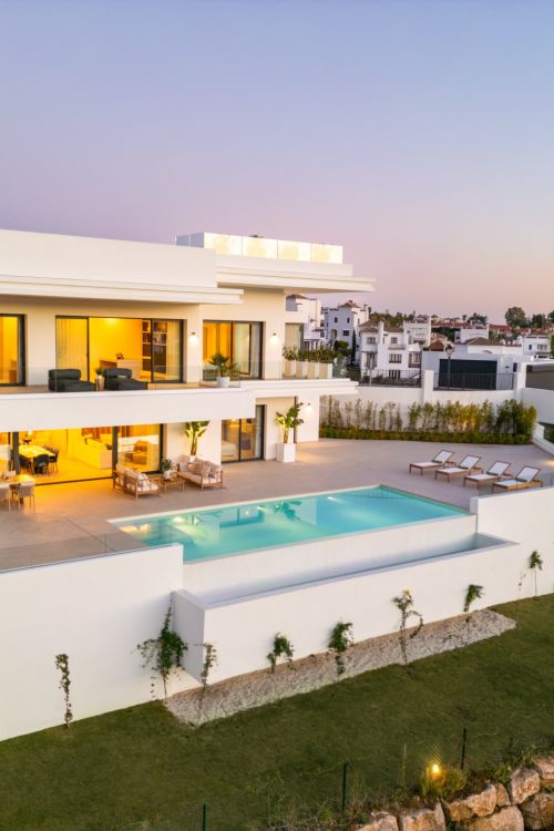 Exclusive Modern Villa with Pool, Terrace, and Sea Views