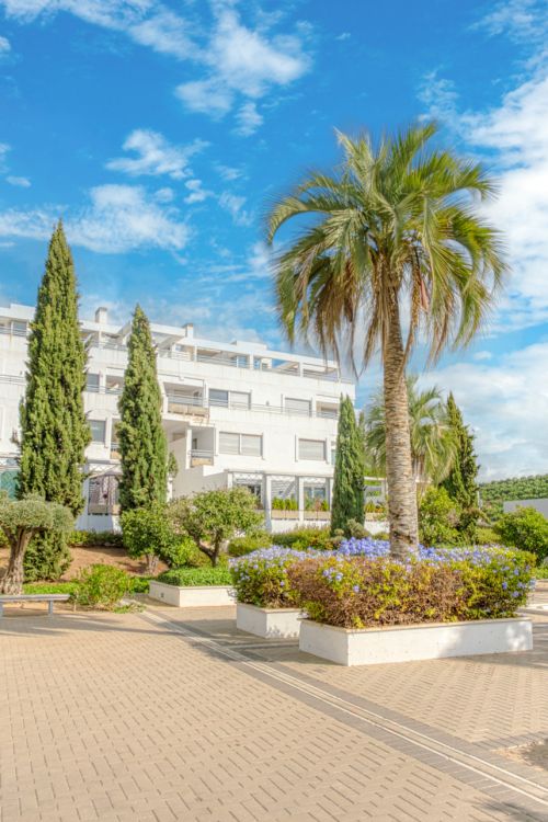 Fantastic east-facing duplex penthouse with solarium and stunning sunset views in La Cala Golf Resort, Mijas Costa