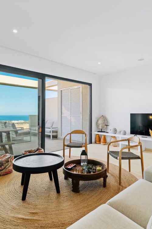 2-Bed Apartment with breathtaking views – Finca Cortesin, Costa del Sol