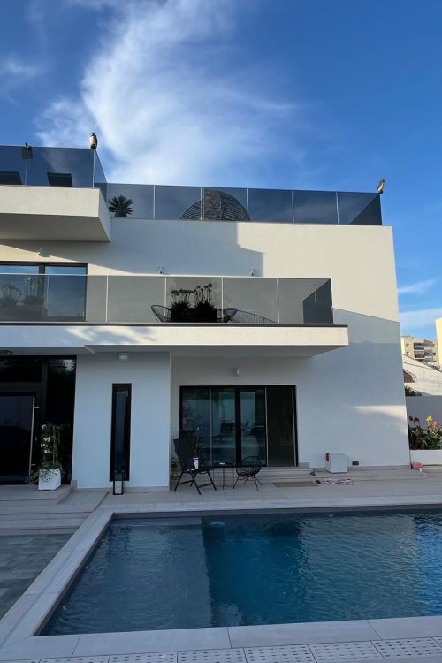 Luxury Villa Just 5 Minutes’ Walk from Benalmádena Beach and Puerto Marina