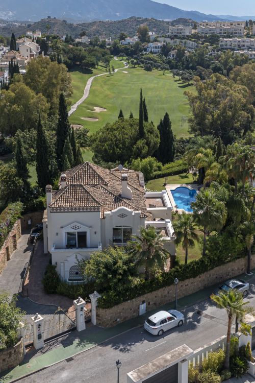 Frontline Golf Villa in La Reserva de La Quinta