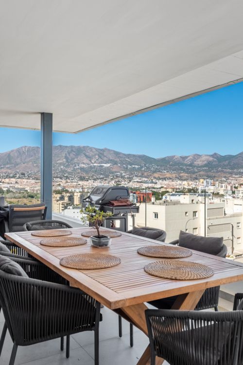 Modern Elegance with Sea and urban views over Fuengirola