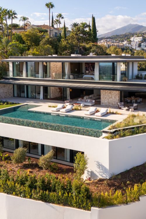 Villa Icónica con Vistas Infinitas