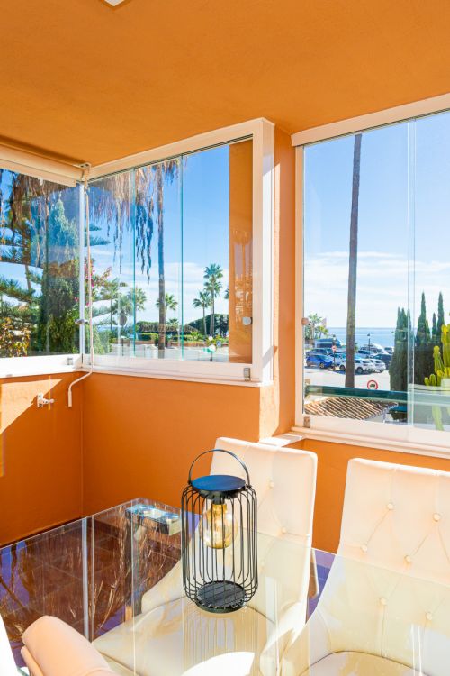 Fantástico Apartamento Esquinero Reformado con Vistas al Mar en Alicate Playa