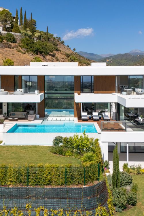 Villa te koop in Lomas de La Quinta, Benahavis