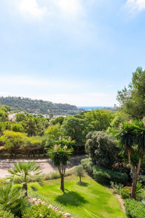 Stunning 3-Bedroom Apartment in Los Pinos, Los Arqueros