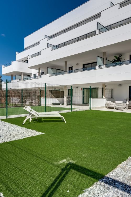 Brand-New 2-Bed Ground-Floor Apartment with Large Garden in Aranya, Estepona