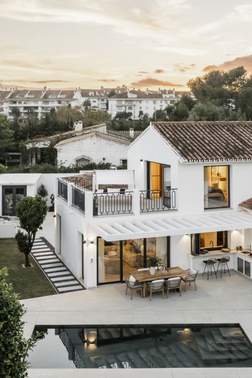 Villa junto a la playa completamente renovada en San Pedro