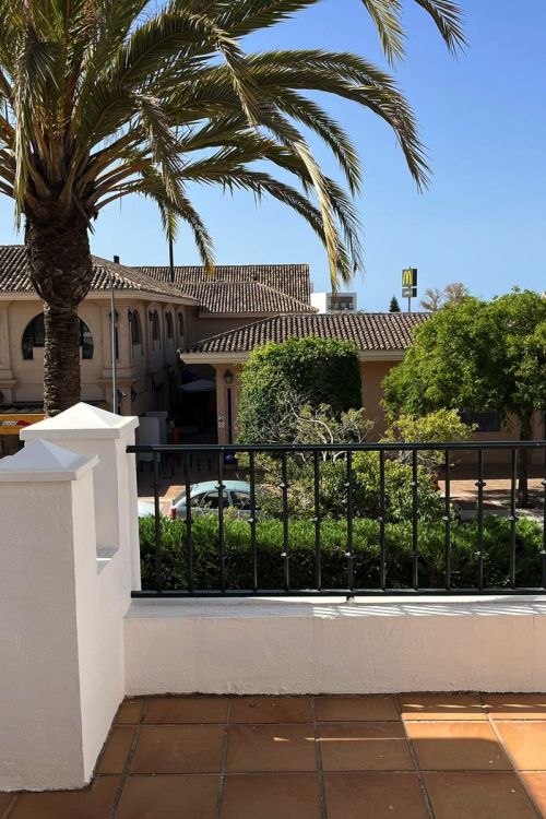 Unique Opportunity: Spacious Duplex in Secure Gated Urbanisation, Bulevar Area