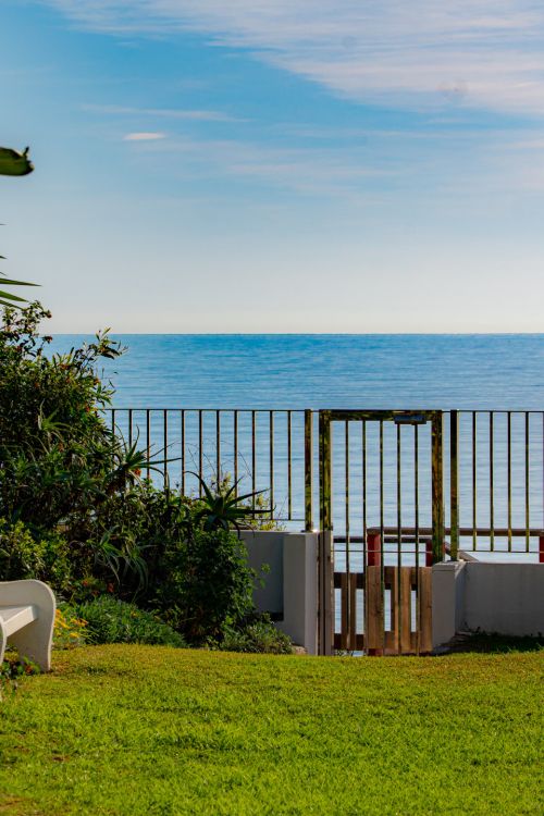 Casa adosada con acceso privado directo a la playa - Nueva Milla de Oro