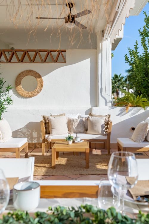 Ground Floor Apartment with Sea Views in Sunset Golf, Estepona