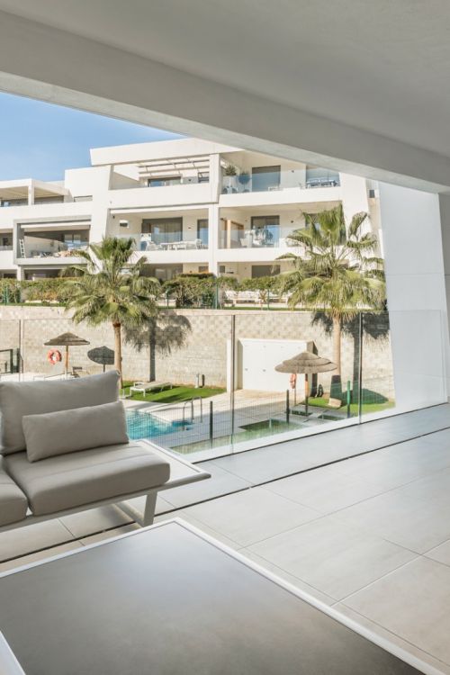 Moderno apartamento de 3 dormitorios en Vanian Gardens, Estepona