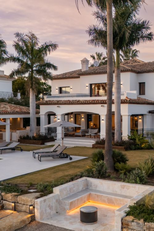 Exquisite Modern Andalusian Masterpiece with Panoramic Sea Views – Los Flamingos, Benahavís