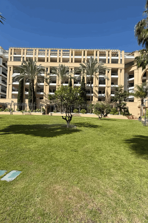 Impresionante ático en Bel Air, Costa del Sol