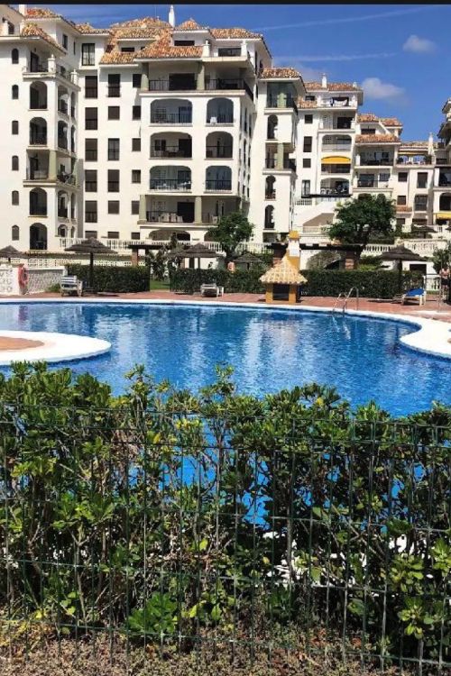 Magnificent Frontline Beach Apartment with Sea Views