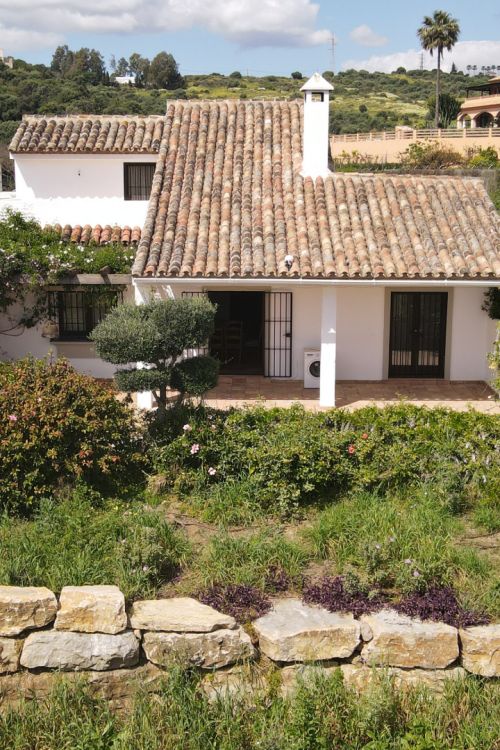 Espectacular villa en venta en Guadalobón, Valle Romano, Estepona, cerca del Puerto