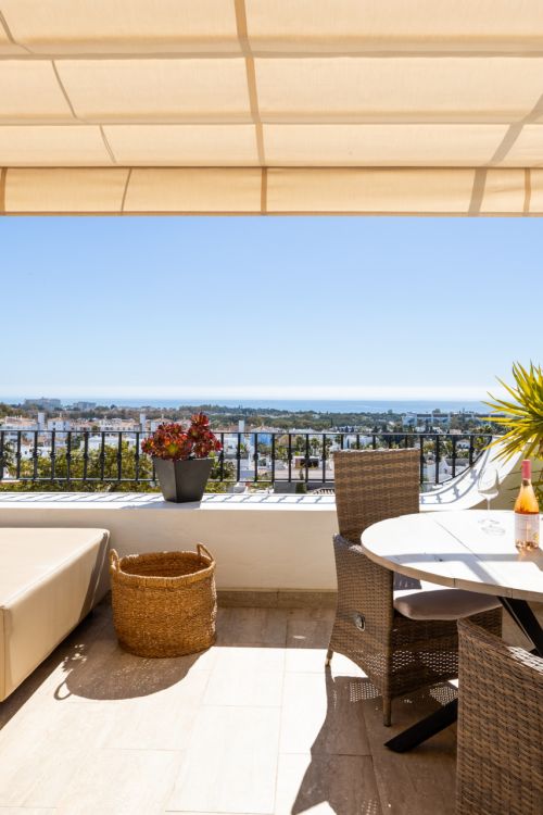 Penthouse te koop in El Paraiso, Estepona Oost