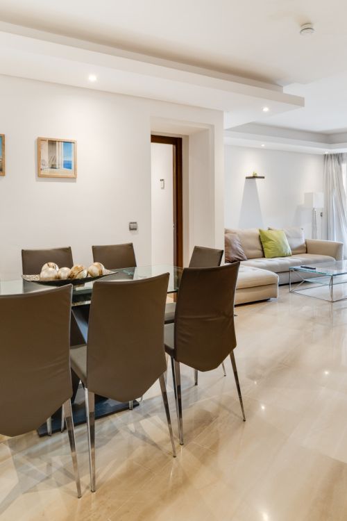 Appartement te koop in Punta Plata, Estepona Stad